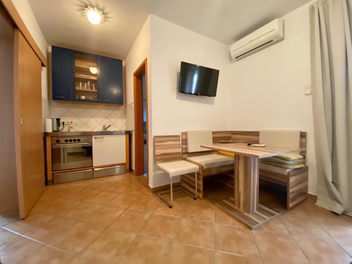 Apartments Grozdana 그라다츠 외부 사진