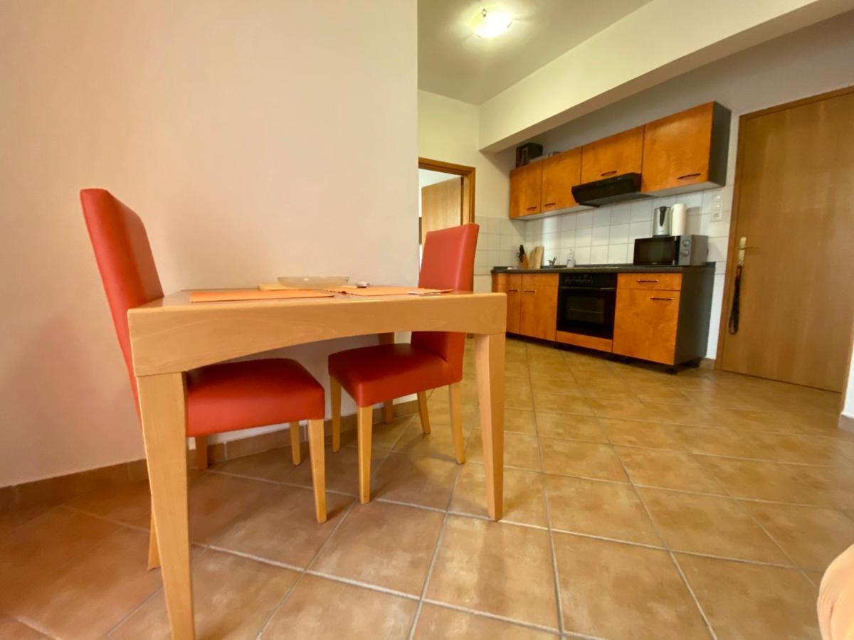 Apartments Grozdana 그라다츠 외부 사진